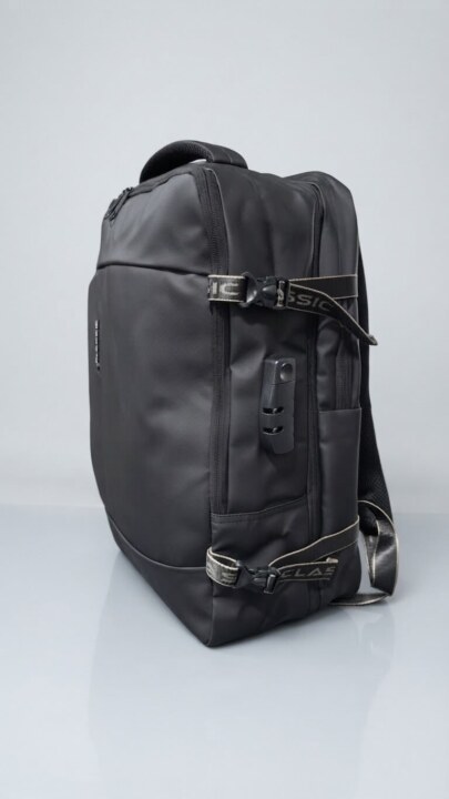 Classic Mega-Capacity Multi-Functional Executive Travel Bag