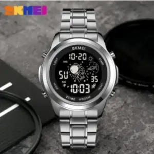 SKMEI Luxury Astronaut Digital Watch for Men – Premium Stainless Steel Strap